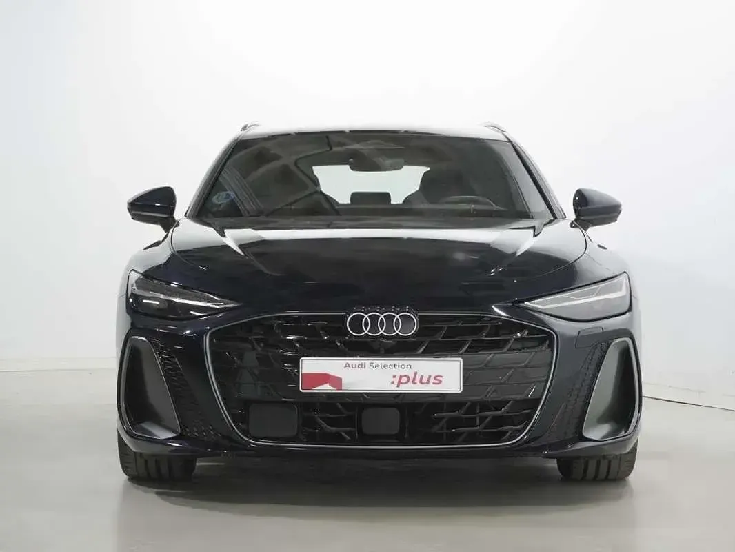 Usado Audi A6 Advanced 204 CV (150 kW) 2025 Azul Familiar