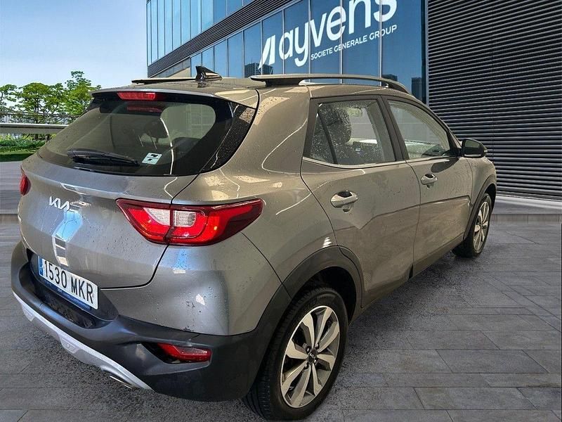 Usado Kia Stonic 84 CV (61 kW) 2023 Otro SUV