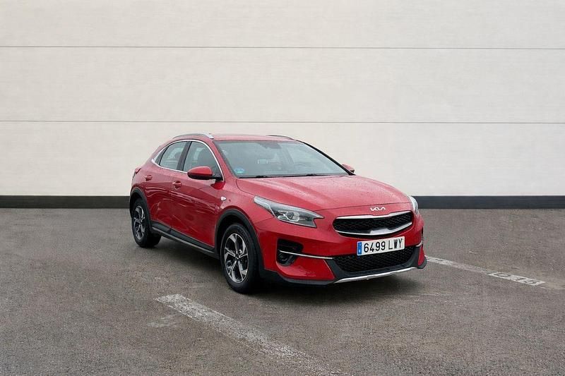 Usado Kia XCeed 120 CV (88 kW) 2022 Rojo SUV