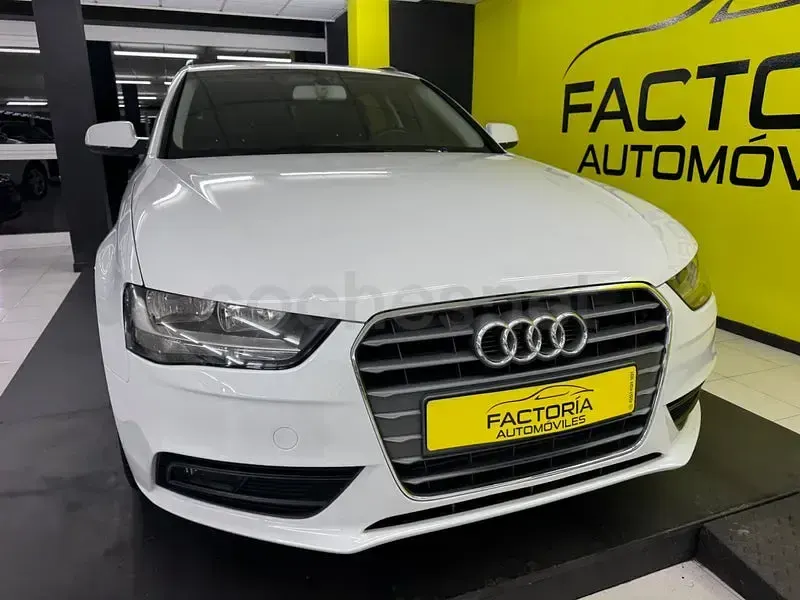 Usado Audi A4 150 CV (110 kW) 2013 Blanco Familiar