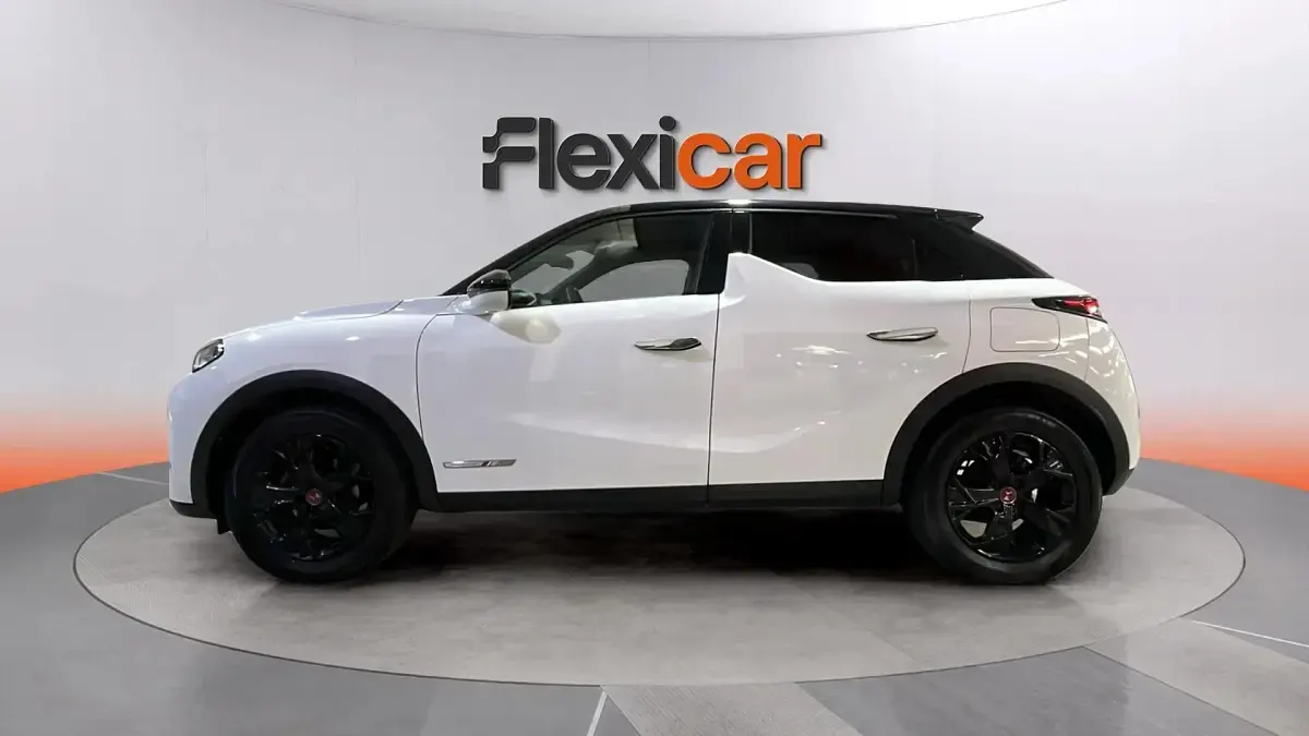 Usado DS Automobiles DS3 Crossback Performance Line Plus 131 CV (96 kW) 2022 Blanco SUV