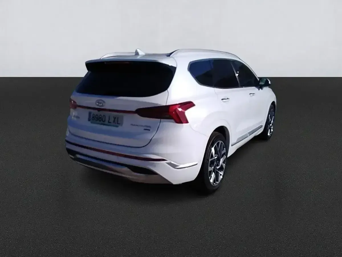 Usado Hyundai Santa Fe Style 202 CV (148 kW) 2022 Blanco SUV