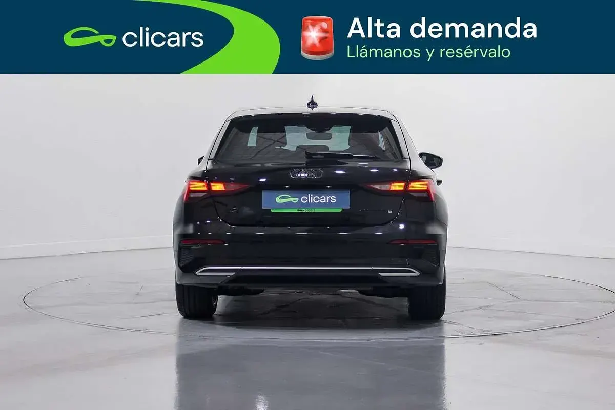 Usado Audi A3 Advanced 150 CV (110 kW) 2022 Negro Berlina