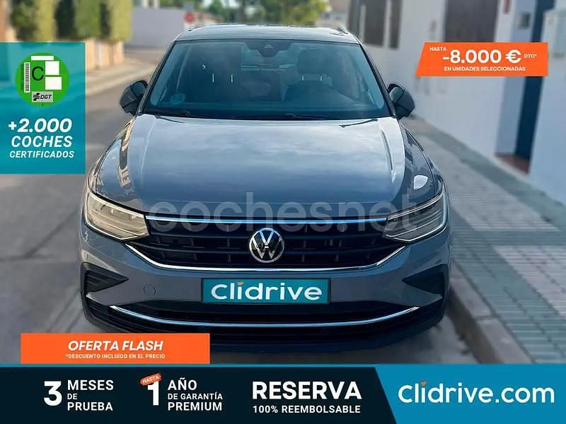 Gris / plata Usado 2021 VW Tiguan Life SUV | 23.490 € (Super precio) - Imagen 1/3