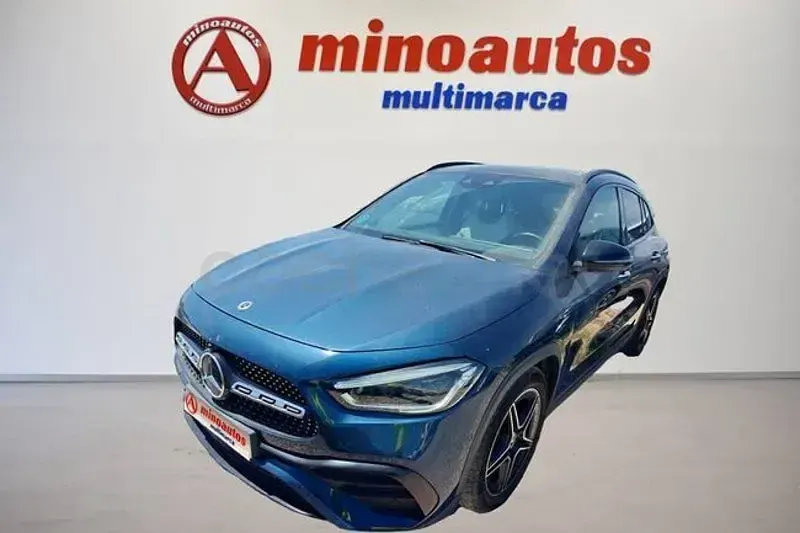 Usado Mercedes GLA200 150 CV (110 kW) 2021 Azul SUV