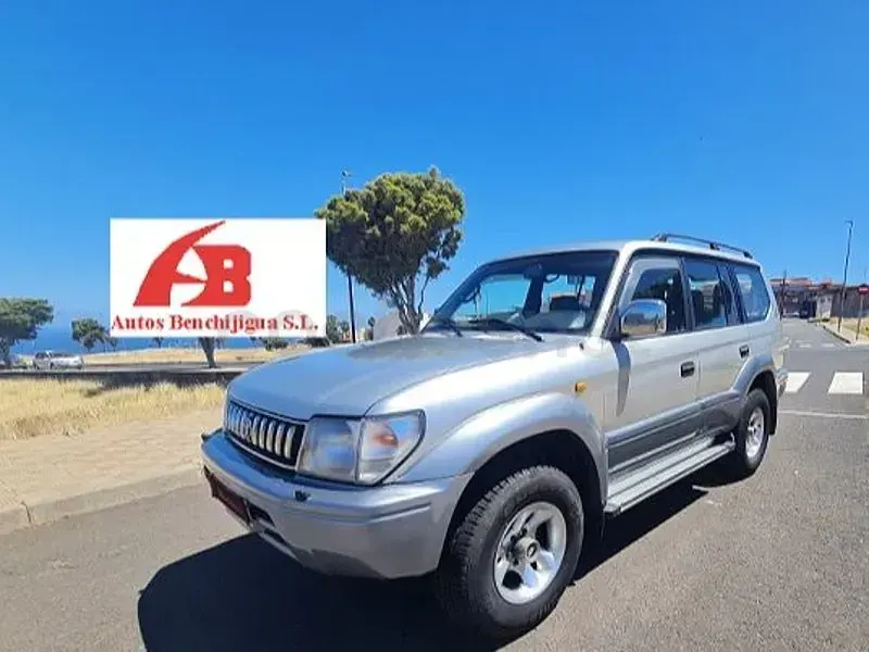 Usado Toyota Land Cruiser 125 CV (91 kW) 1998 Gris / plata SUV