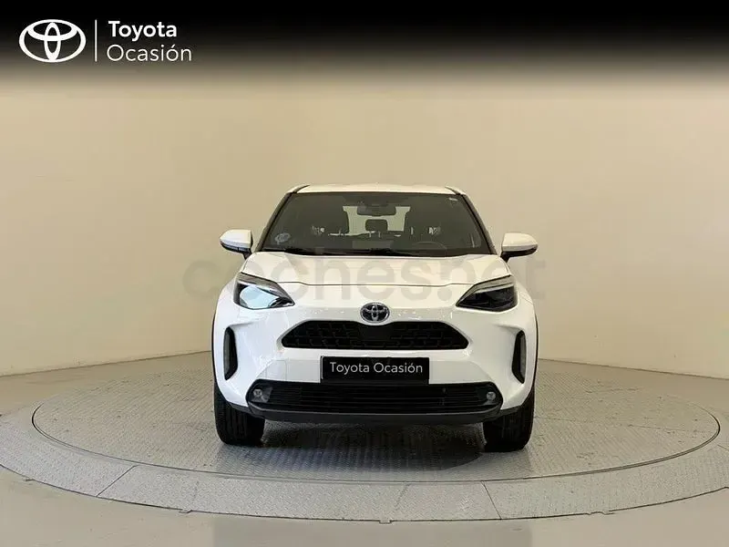 Usado Toyota Yaris Cross Active 116 CV (85 kW) 2022 Blanco SUV