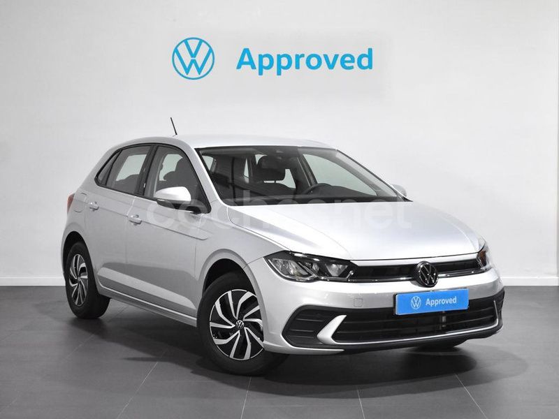Gris plata Usado 2024 VW Polo Life Berlina | 20.850 € (Precio justo) - Imagen 1/4