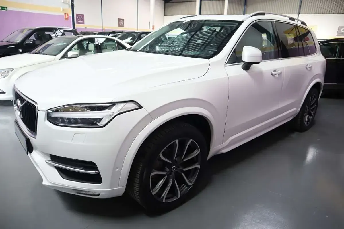 Usado Volvo XC90 Momentum 225 CV (165 kW) 2015 Blanco SUV