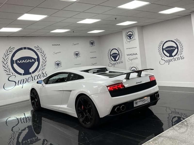 Usado Lamborghini Gallardo 560 CV (411 kW) 2009 Blanco Coupe