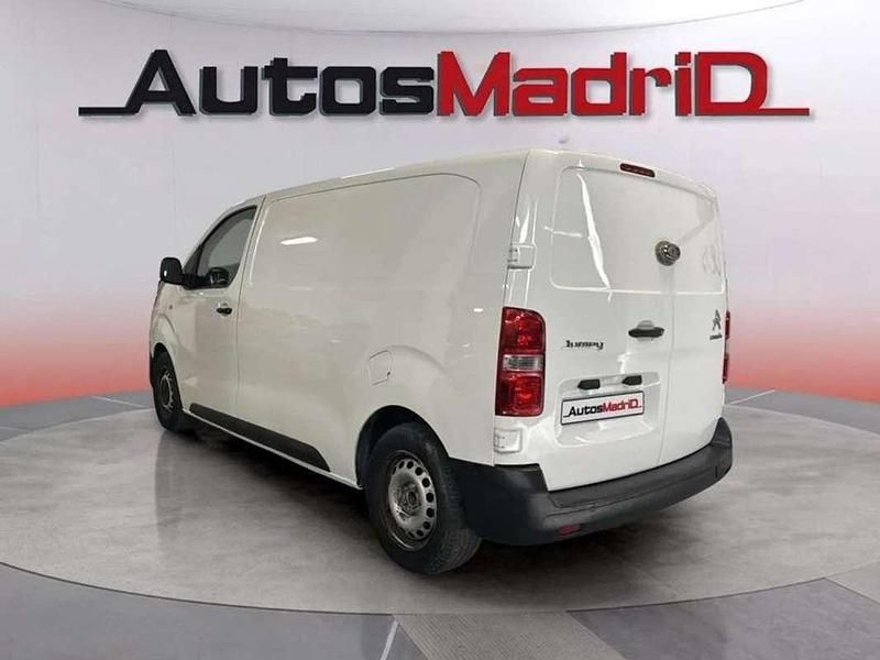 Usado Citroën Jumpy 103 CV (75 kW) 2022 Blanco Monovolumen