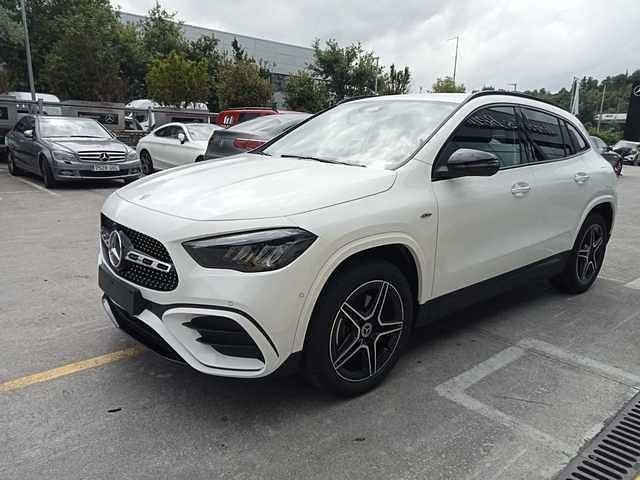Blanco Nuevo 2024 Mercedes GLA250 SUV | 50.590 € (Precio justo) - Imagen 1/4