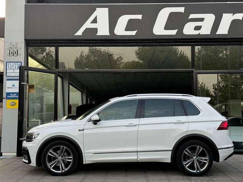 Blanco Usado 2018 VW Tiguan Sport SUV | 25.500 € (Un poco caro) - Imagen 1/4