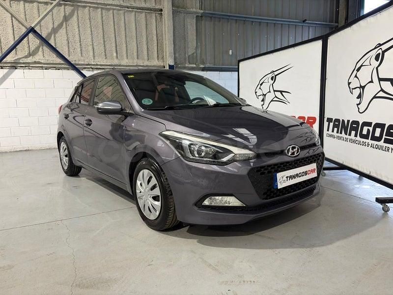 Brugt Hyundai i20 84 HK (61 kW) 2015 Grå Sedan