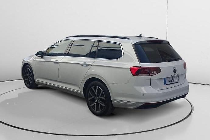 Usado VW Passat Executive 150 CV (110 kW) 2021