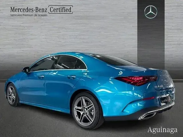Nuevo Mercedes CLA200 163 CV (119 kW) 2026 Azul híper
