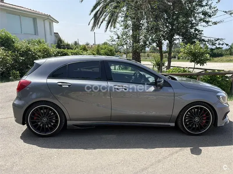 Usado Mercedes A45 AMG AMG 360 CV (264 kW) 2015 Gris / plata Utilitario