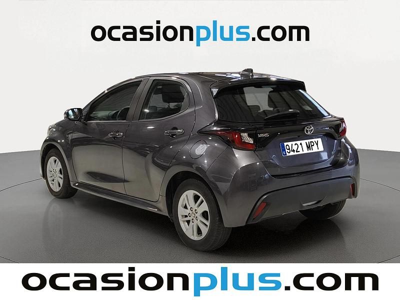 Usado Toyota Yaris Edition 125 CV (91 kW) 2024 Gris Utilitario