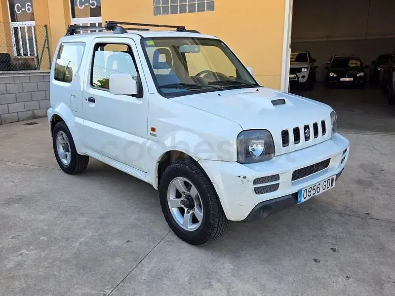 Usado Suzuki Jimny 86 CV (63 kW) 2008 Blanco SUV