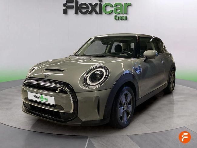 Usado Mini Cooper SE 135 kW (184 CV) 2022 Gris Utilitario