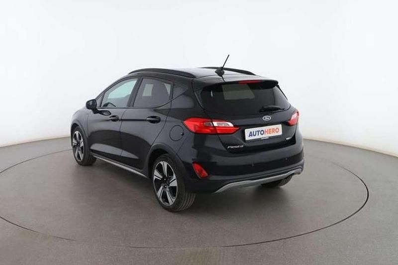Usado Ford Fiesta Active 126 CV (92 kW) 2022 Negro Utilitario