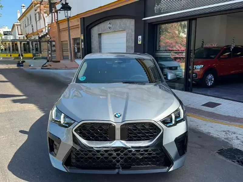 Usado BMW X2 Comfort Edition 150 CV (110 kW) 2025 Gris / plata SUV