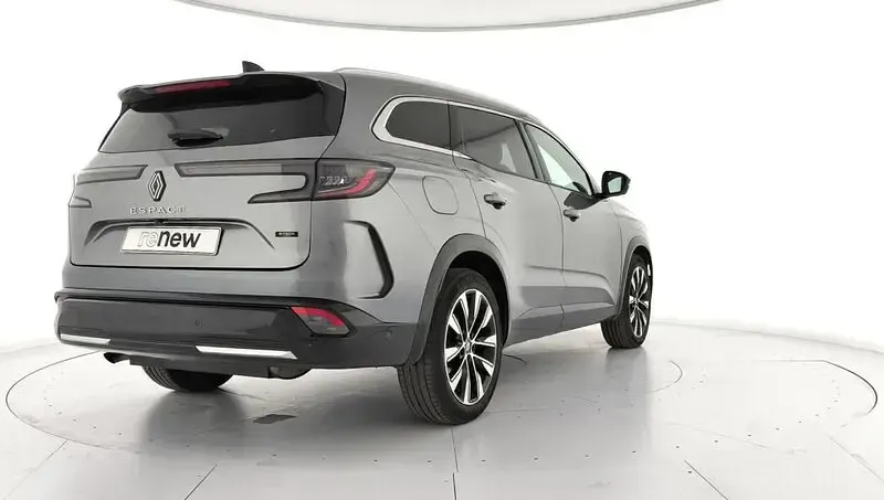 Usado Renault Espace Techno 200 CV (147 kW) 2024 Gris Familiar