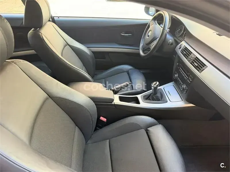 Usado BMW 320 170 CV (125 kW) 2008 Negro Coupe