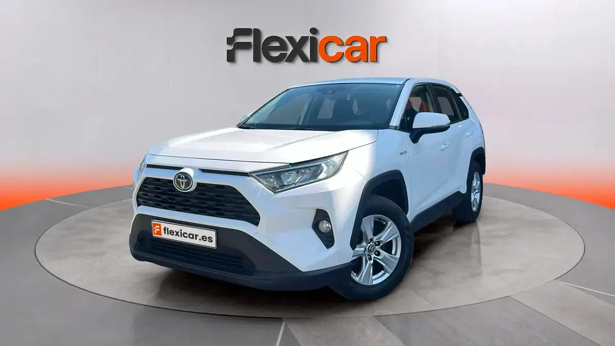 Usado Toyota RAV4 Hybrid Business Edition 218 CV (160 kW) 2019 Blanco SUV