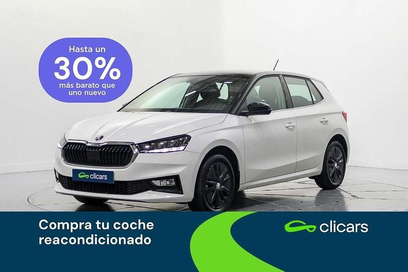 Blanco Usado 2022 Skoda Fabia Style Utilitario | 12.690 € (Buen precio) - Imagen 1/4