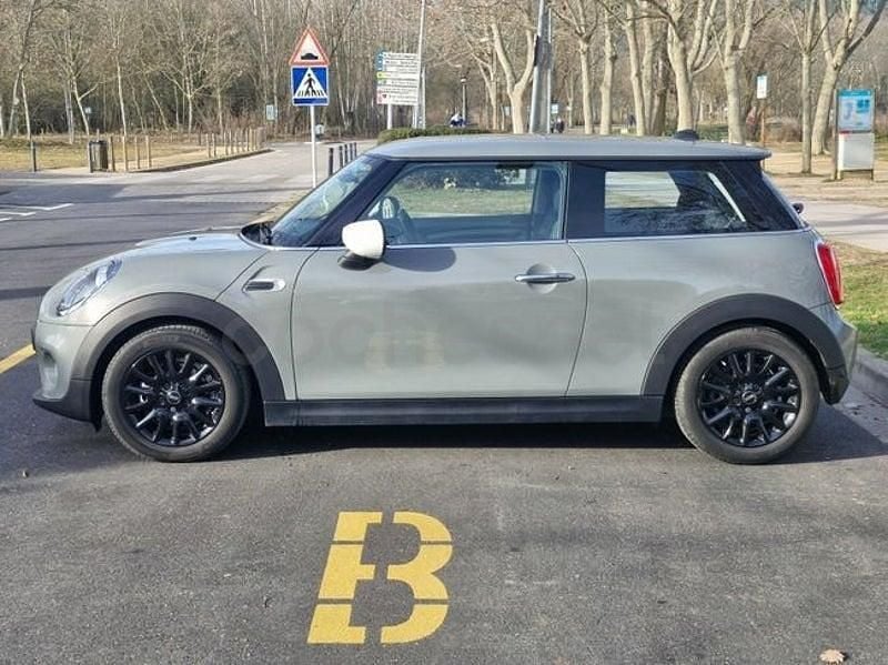 Usado Mini ONE 102 CV (75 kW) 2020 Gris / plata Utilitario