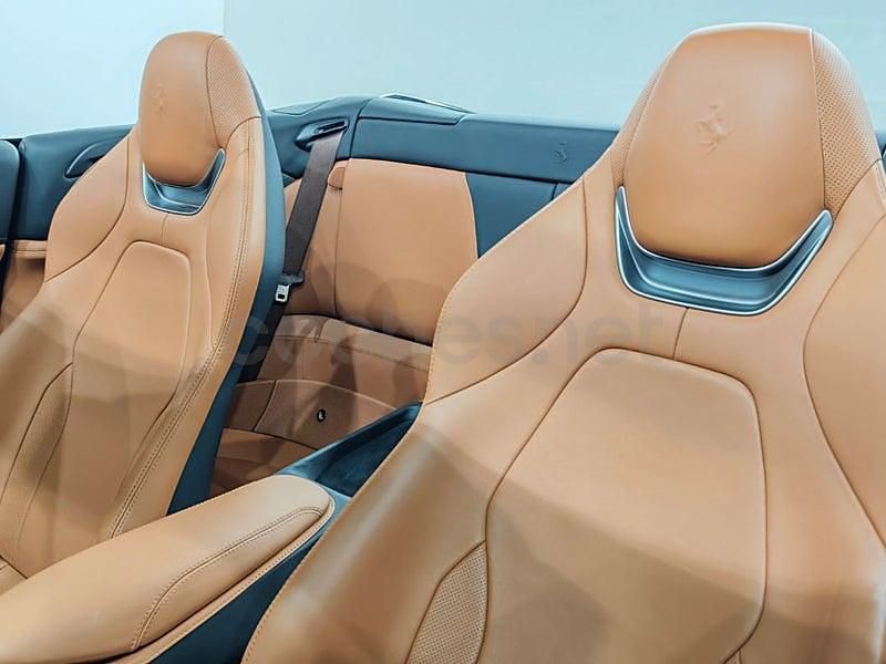 Usado Ferrari Portofino 600 CV (441 kW) 2019 Azul Descapotable