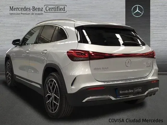 Usado Mercedes EQA300 167 kW (228 CV) 2022 Plateado SUV