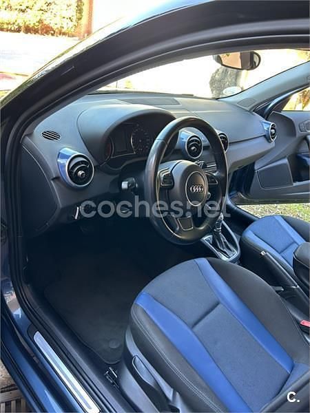 Usado Audi A1 Sportback Attraction 90 CV (66 kW) 2015 Azul Utilitario