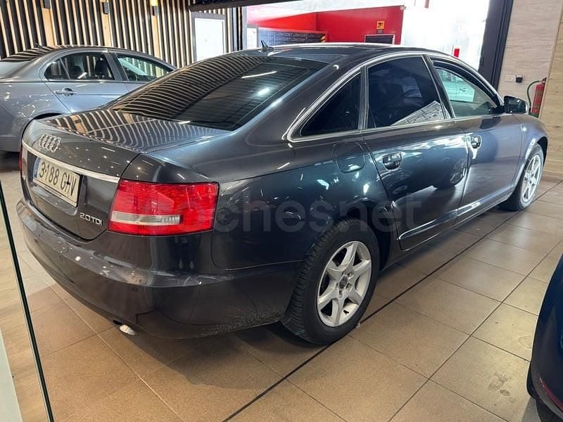 Usado Audi A6 140 CV (102 kW) 2008 Gris / plata Berlina