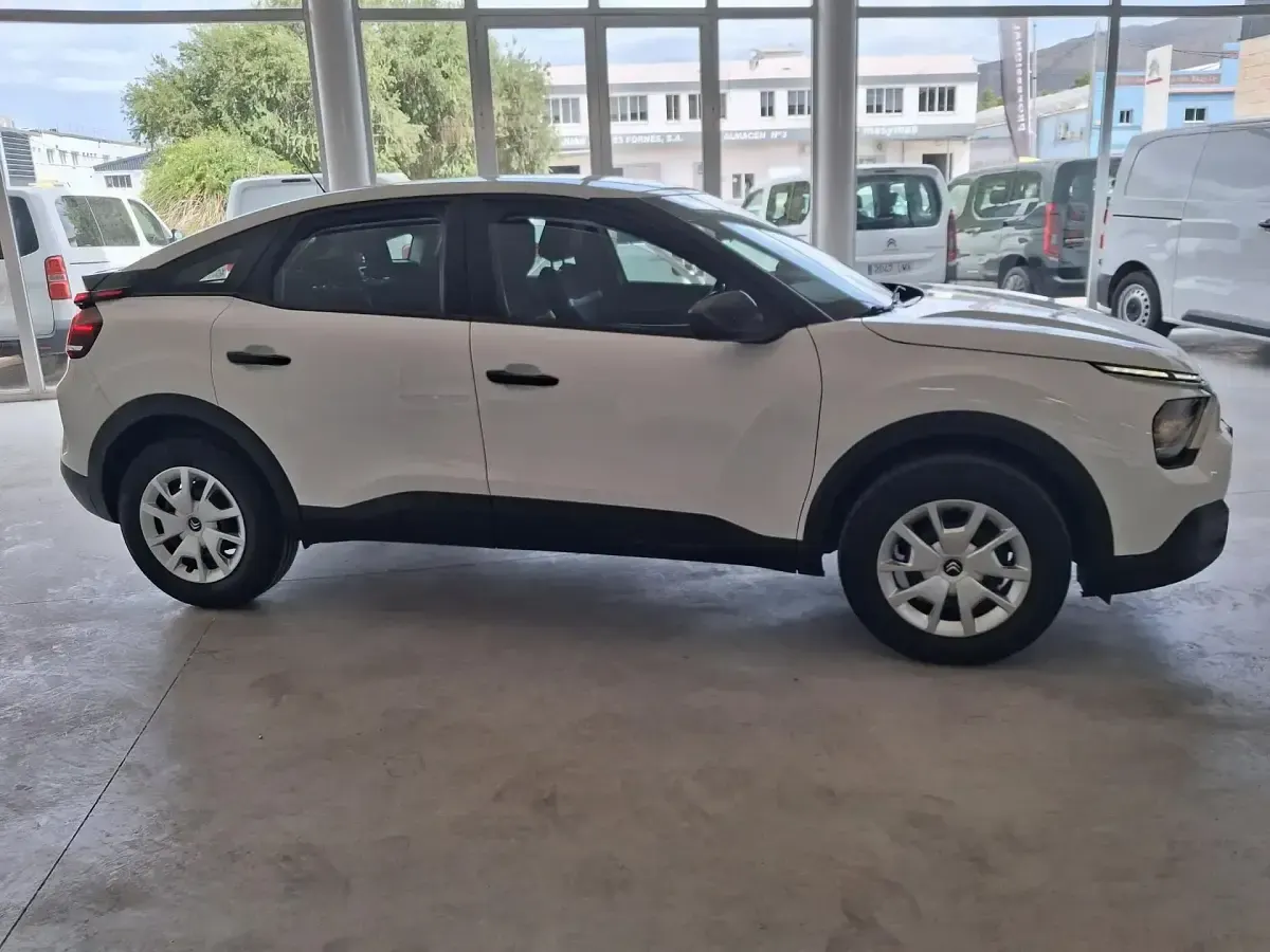 Usado Citroën C4 Live 100 CV (73 kW) 2024 Blanco SUV