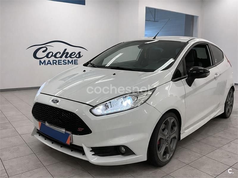 Usado Ford Fiesta ST 182 CV (133 kW) 2016 Blanco Berlina
