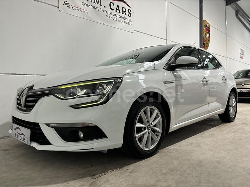 Blanco Usado 2017 Renault Mégane IV Zen Berlina | 9990 € (Precio justo) - Imagen 1/4