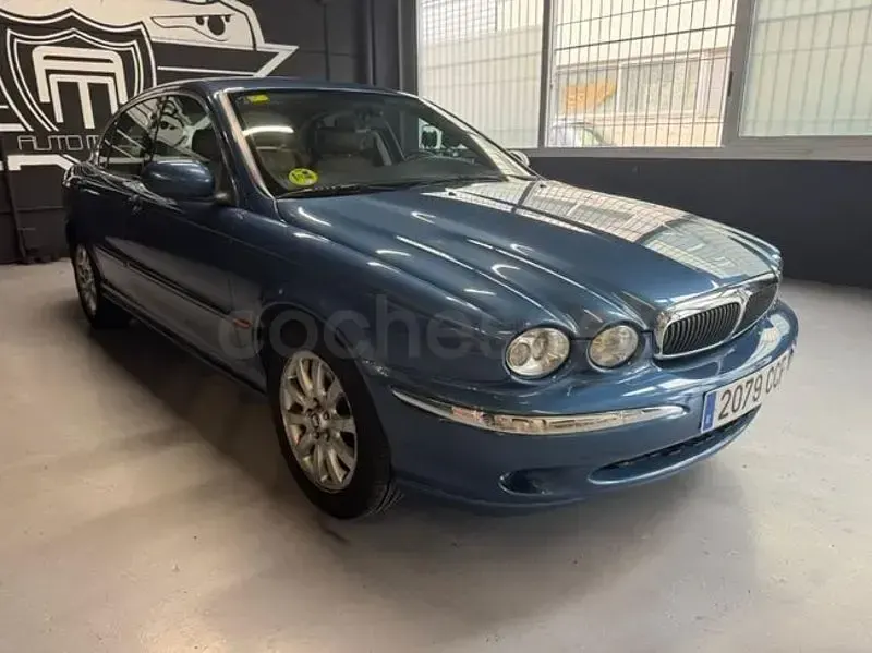 Usado Jaguar X-type 196 CV (144 kW) 2002 Azul Berlina
