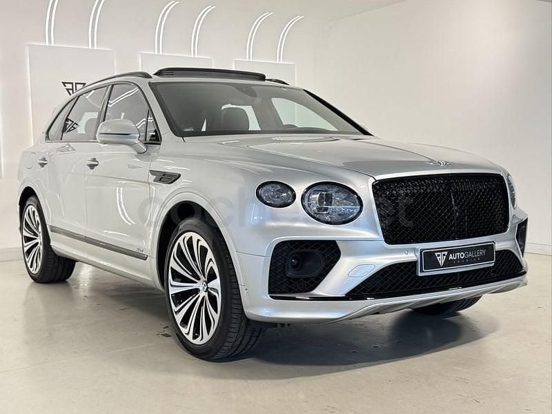 Usado Bentley Bentayga 449 CV (330 kW) 2021 Gris / plata SUV
