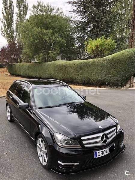 Usado Mercedes C350 306 CV (225 kW) 2012 Negro Familiar