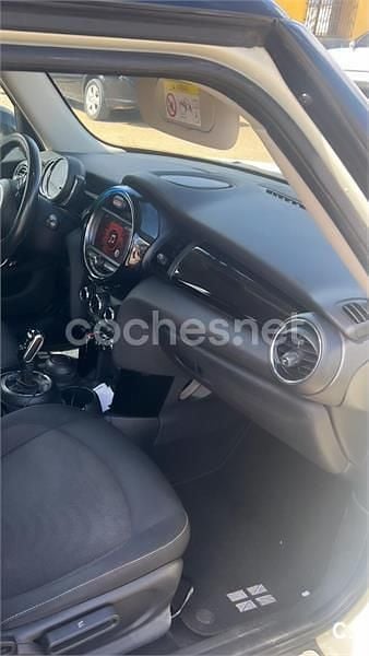 Usado Mini Cooper D 116 CV (85 kW) 2019 Beige Utilitario