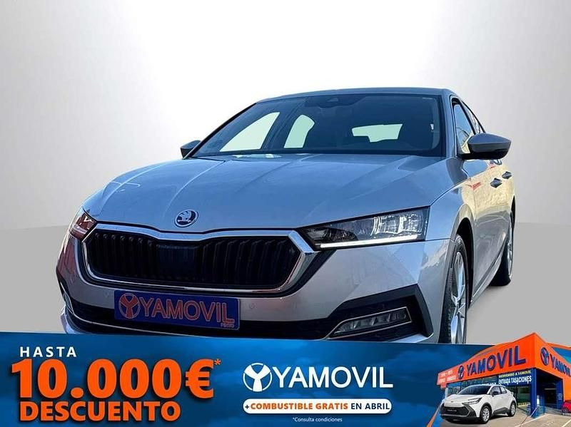 Occasion Skoda Octavia Selection 150 ch (110 kW) 2024 Argent Citadine