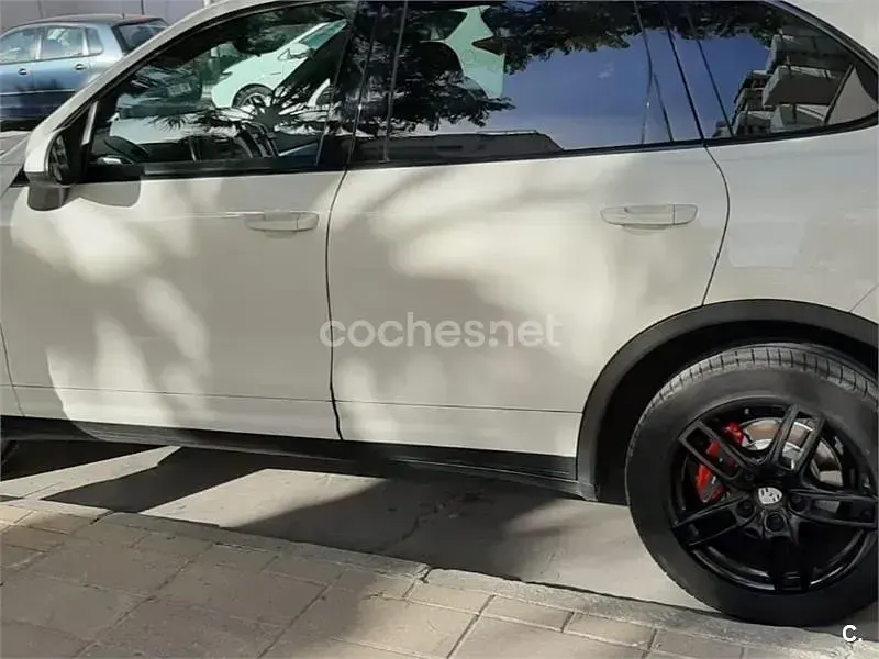 Usado Porsche Cayenne 240 CV (176 kW) 2010 Blanco SUV