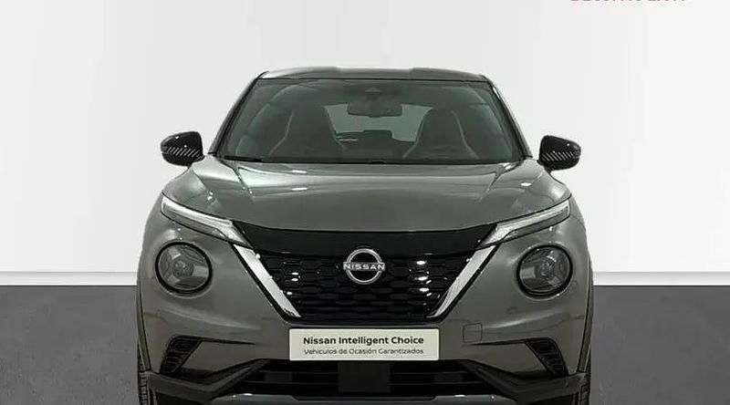 Usado Nissan Juke 145 CV (106 kW) 2022 Gris con techo negro negro SUV