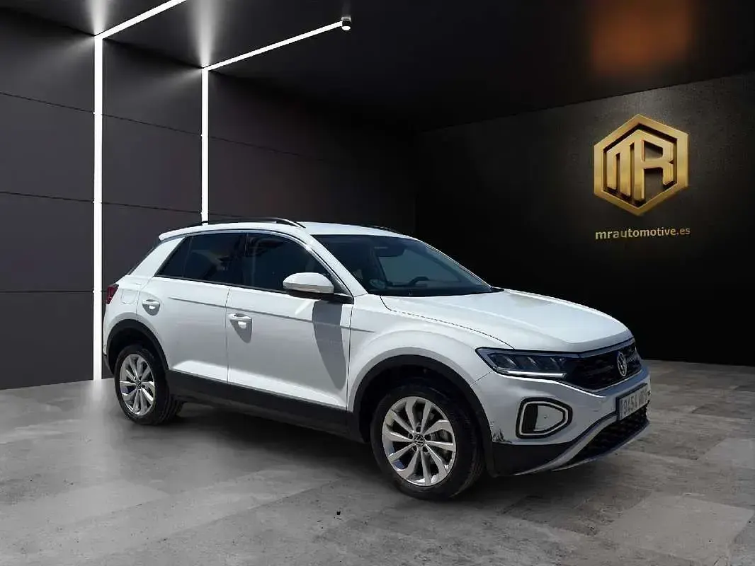 Usado VW T-Roc Life 116 CV (85 kW) 2023 Blanco SUV