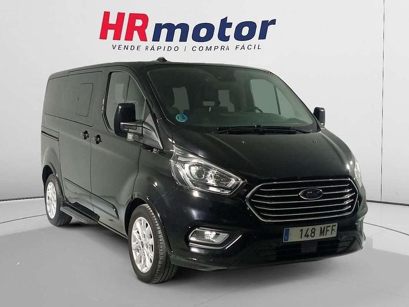 Negro Usado 2023 Ford Tourneo Trend Familiar | 34.240 € (Buen precio) - Imagen 1/2