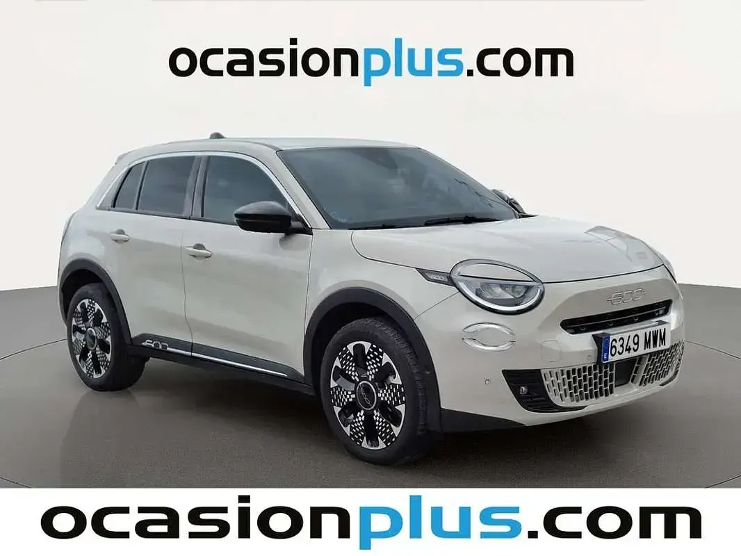 Usado Fiat 600 La Prima 101 CV (74 kW) 2024 Blanco SUV
