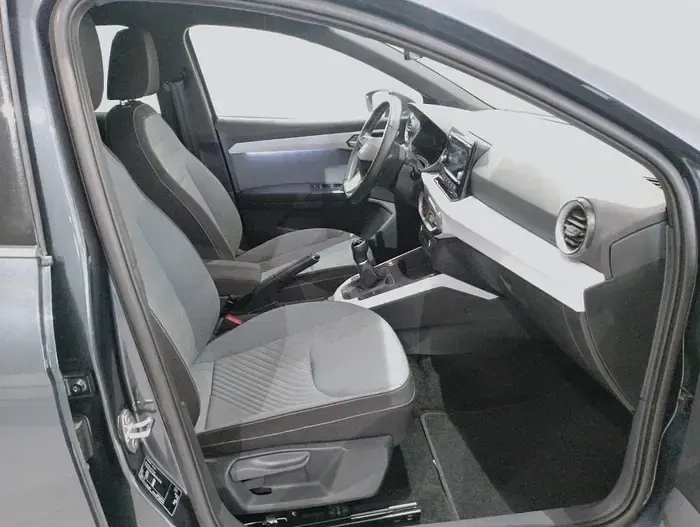 Usado Seat Ibiza XCELLENCE 115 CV (84 kW) 2025 Azul Utilitario