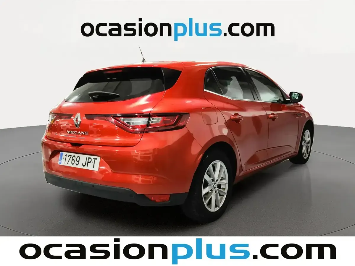 Occasion Renault Mégane Intens 130 PK (95 kW) 2016 Rood Sedan